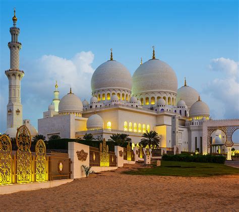 the most beautiful masjid in the world